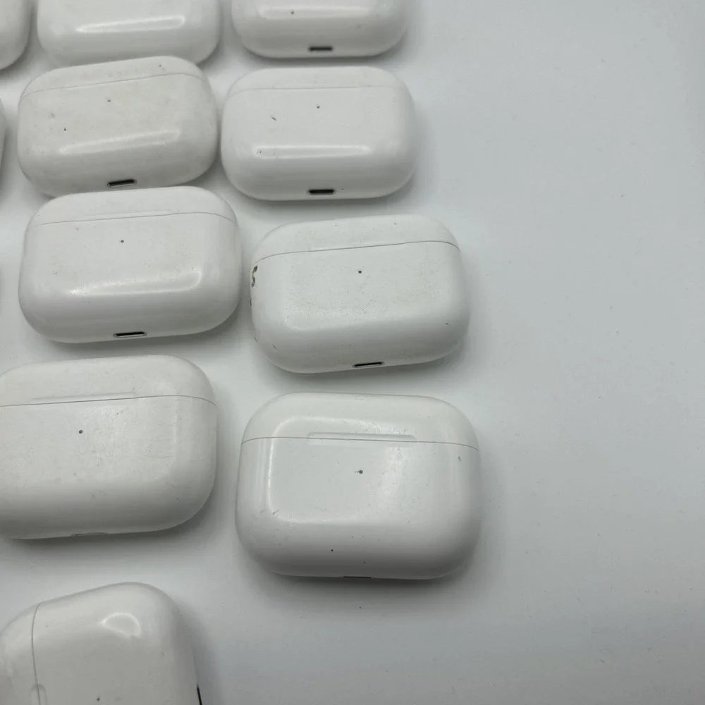 Lot Of 13 Apple Airpods Pro 1st Gen Wireless Charging‎ Cases A2190 Case Only